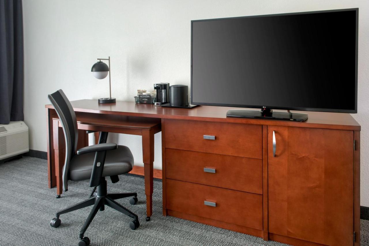 Courtyard By Marriott Baltimore Hunt Valley Esterno foto