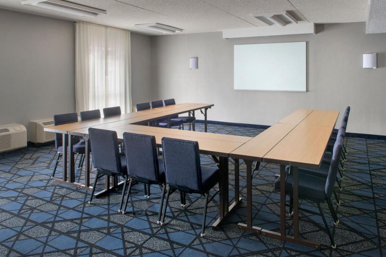 Courtyard By Marriott Baltimore Hunt Valley Esterno foto