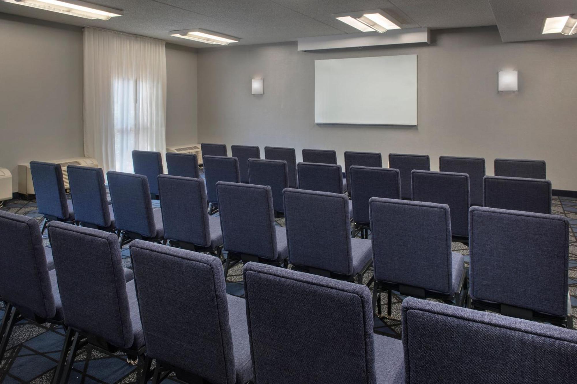 Courtyard By Marriott Baltimore Hunt Valley Esterno foto